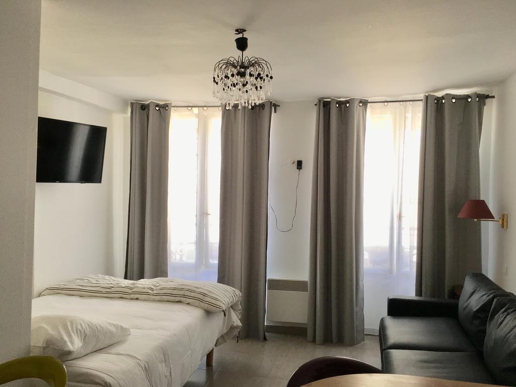 Des Halles - Aparthotel 3*